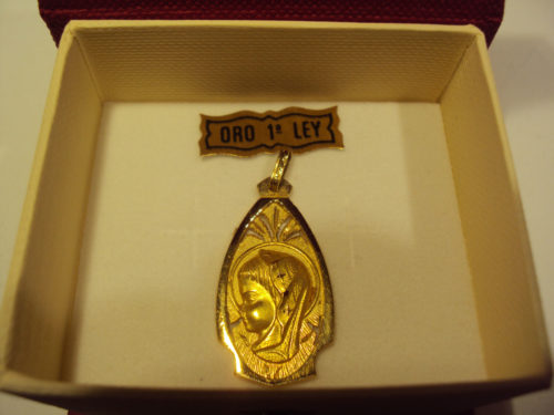 Medalla alargada con el rostro de la Virgen niña 260e