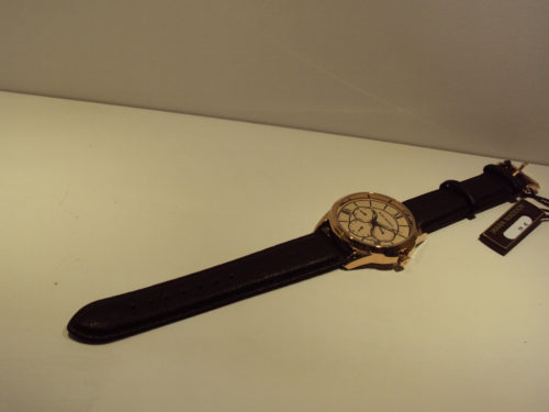 Reloj de hombre multifunción 75€