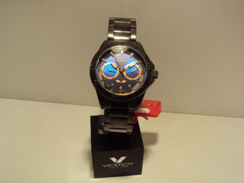Reloj Viceroy de acero pavonado en negro,esfera transparente y azul eléctrico.139€
