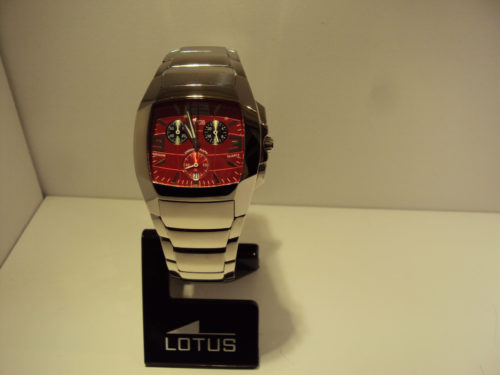 Reloj cronográfo de hombre fondo rojo.229€