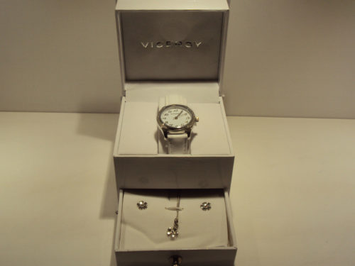 Reloj Viceroy con cajita joyerito con pendientes y colgante de plata.99€