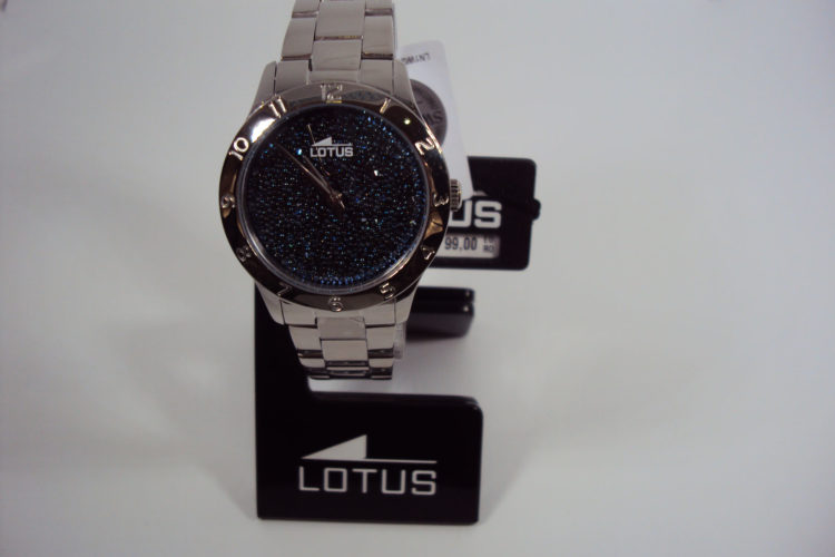 Reloj Lotus de mujer piedras Swarovski.99€